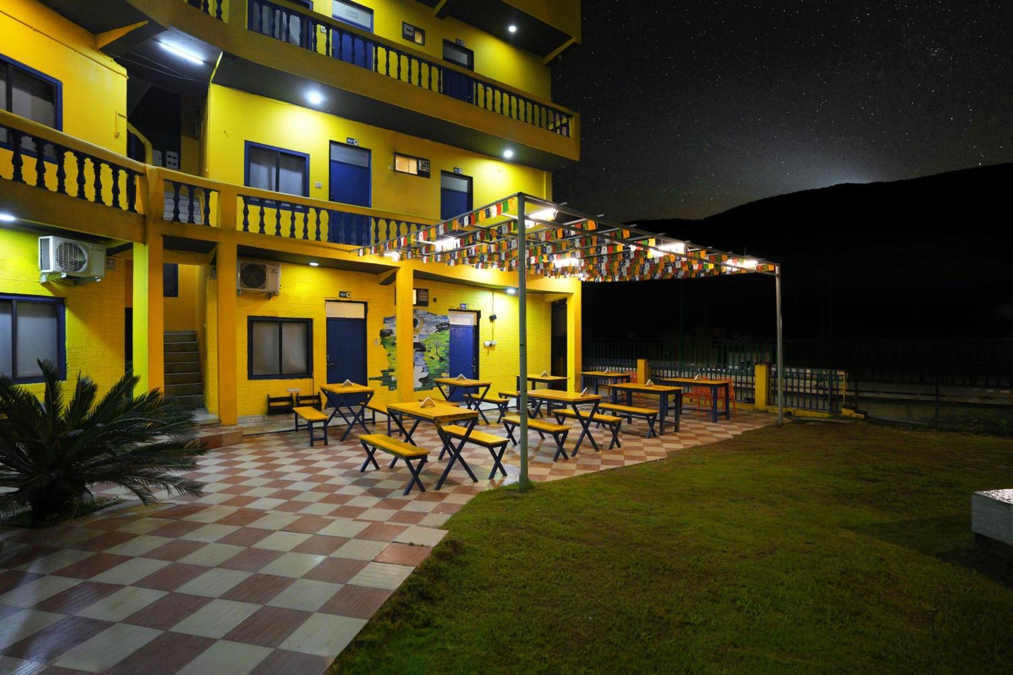 Shalom Backpackers Rishikesh Hostel ภายนอก รูปภาพ