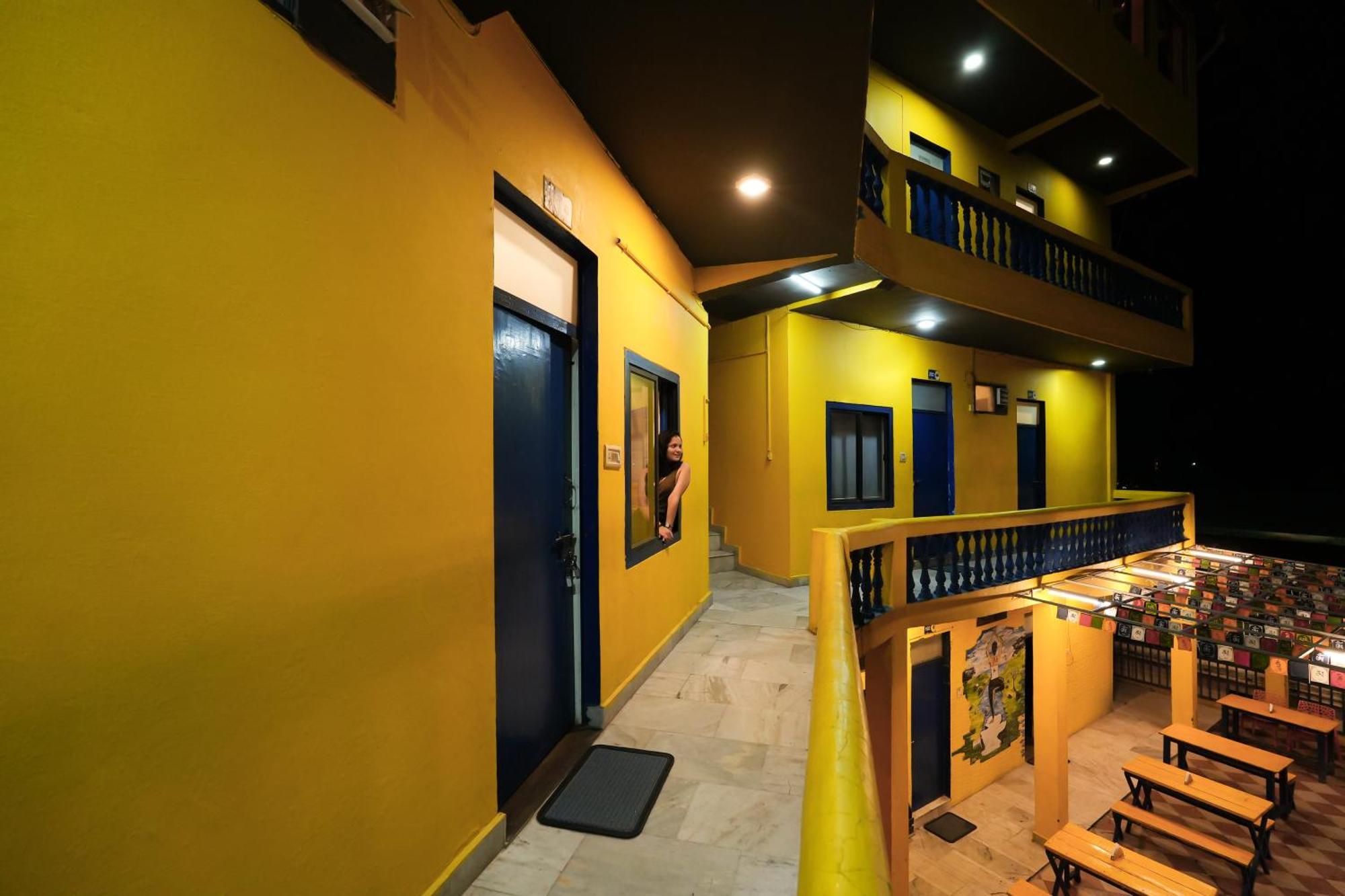 Shalom Backpackers Rishikesh Hostel ภายนอก รูปภาพ
