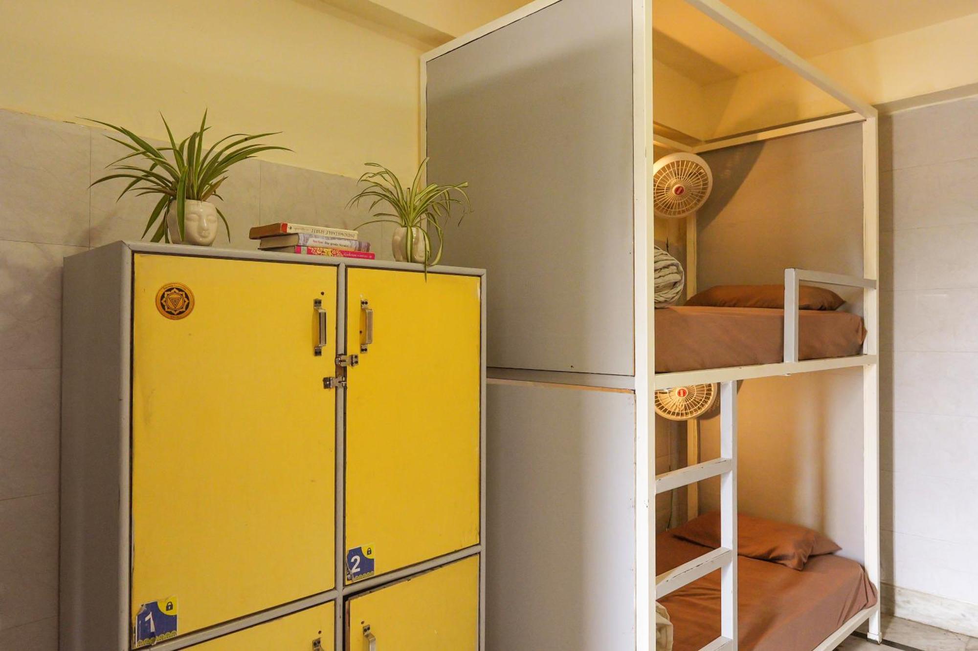 Shalom Backpackers Rishikesh Hostel ภายนอก รูปภาพ