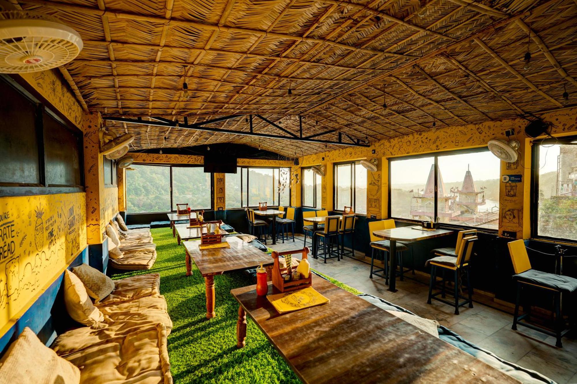 Shalom Backpackers Rishikesh Hostel ภายนอก รูปภาพ