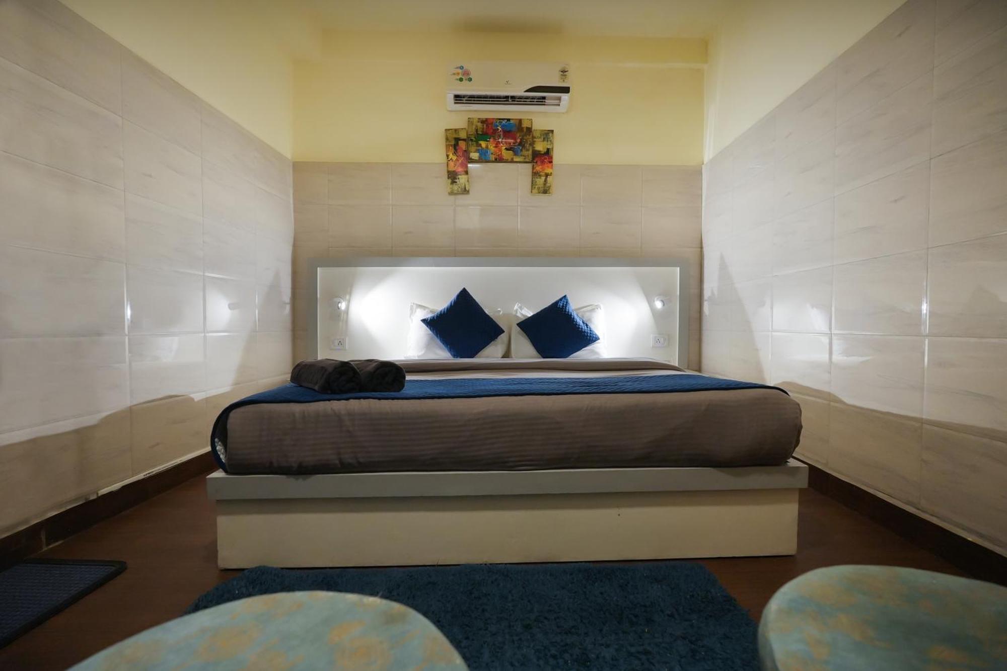 Shalom Backpackers Rishikesh Hostel ภายนอก รูปภาพ