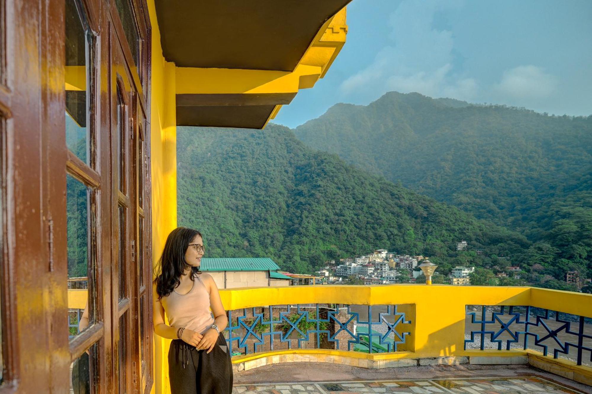 Shalom Backpackers Rishikesh Hostel ภายนอก รูปภาพ