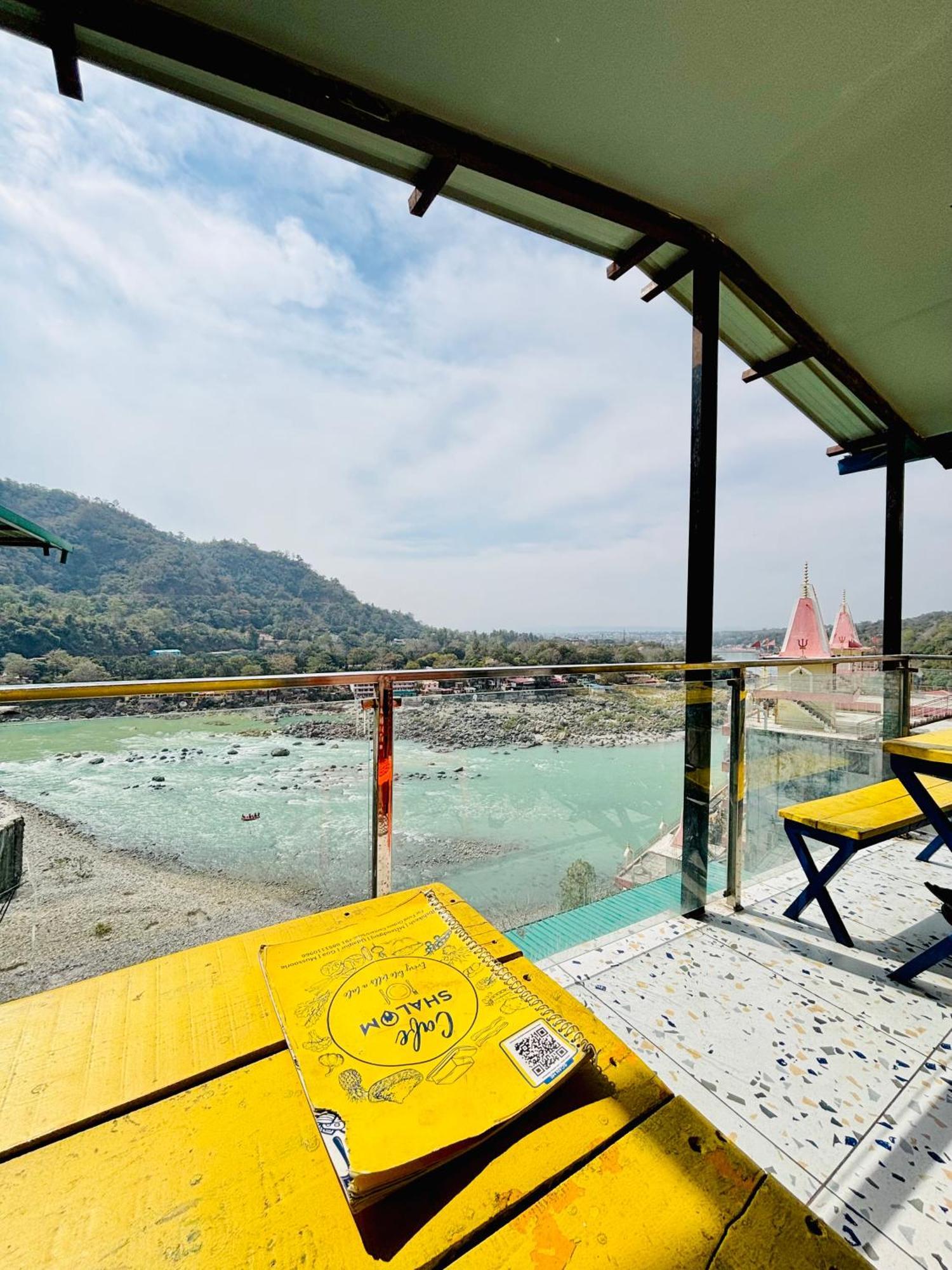 Shalom Backpackers Rishikesh Hostel ภายนอก รูปภาพ
